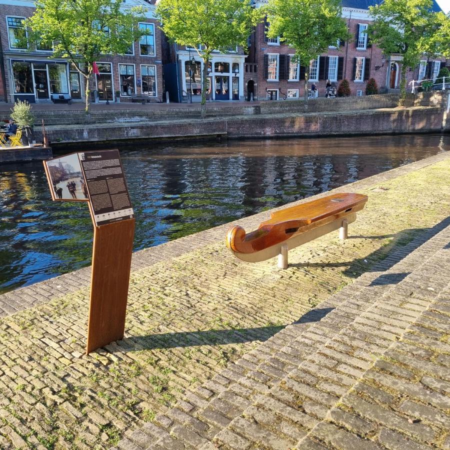 Stadslogement Het Keerpunt Dokkum Exterior photo